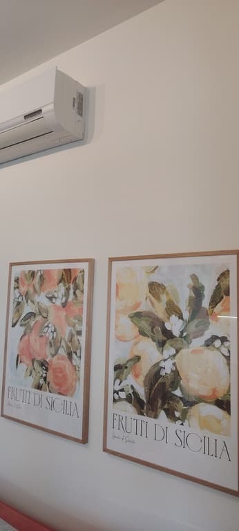 Tutto perfetto. Siamo molto contenti. Abbiamo ordinato già seconda volta i poster con Desenio. Ottimo prodotto.&nbsp;