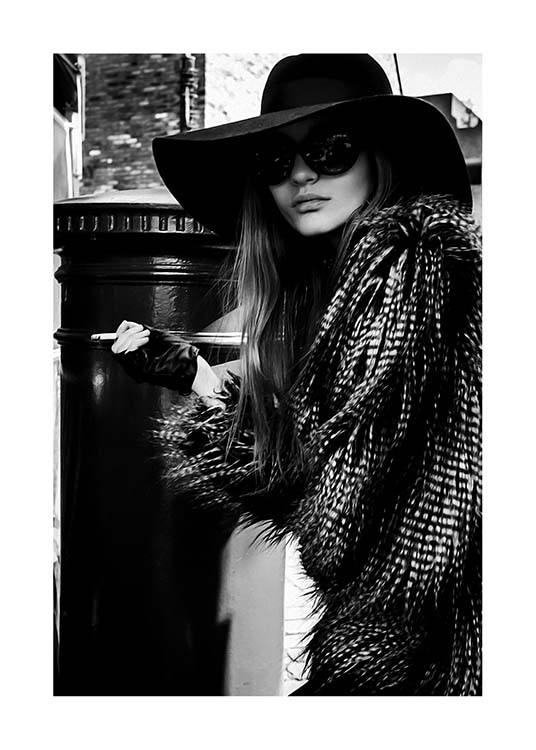 Lady In The Hat Affiche