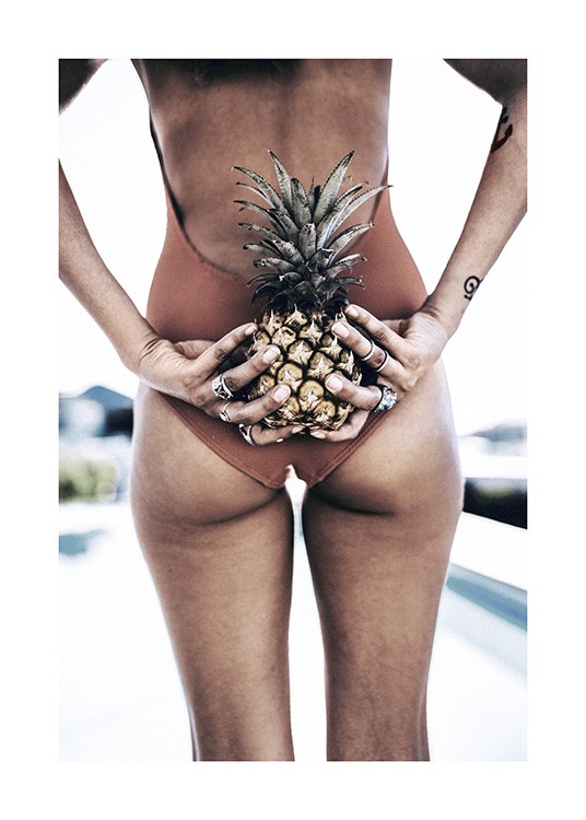 Pineapple Girl Poster / Fotografien bei Desenio AB (10662)