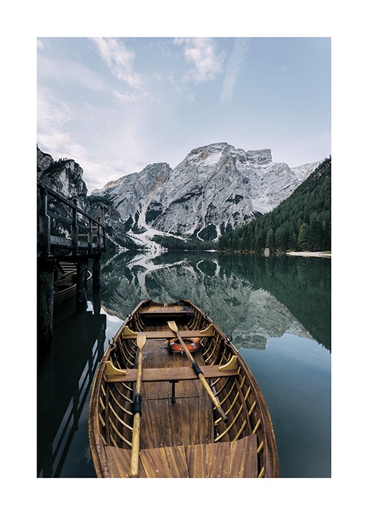 Boat in a Lake Poster / Natura presso Desenio AB (11109)