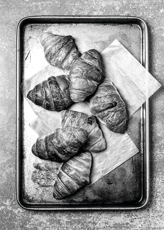 Croissants On Tray Affiche / Noir et blanc chez Desenio AB (11273)