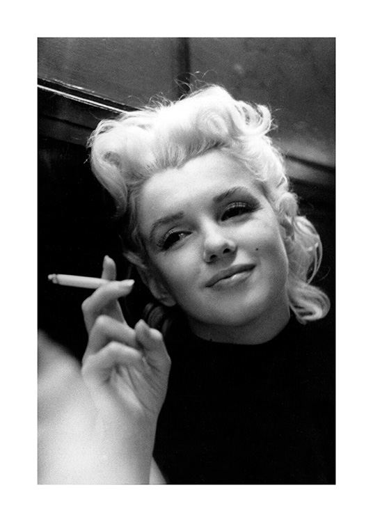 Marilyn Monroe Smoking Affiche