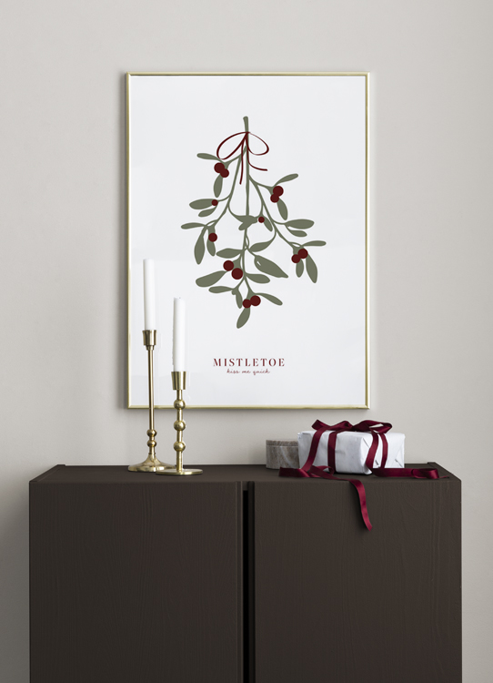  – Illustration d’une branche de gui avec des feuilles vertes et des baies rouges et du texte en dessous