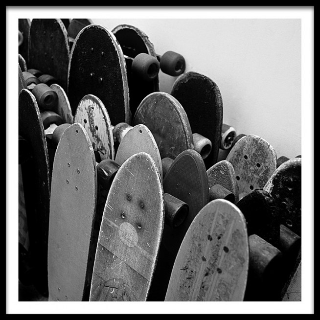 Rows Of Skateboards Affiche / Posters pour enfants chez Desenio AB (2067)