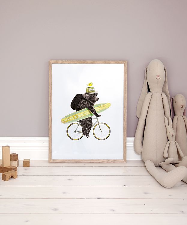 Surfing Bear Poster / Quadri per  bambini presso Desenio AB (8183)