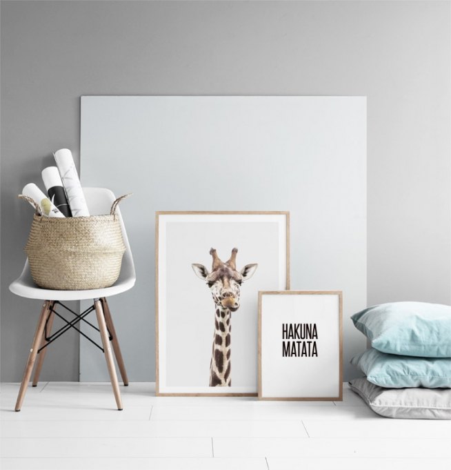Baby Giraffe Poster / Giraffa presso Desenio AB (8358)
